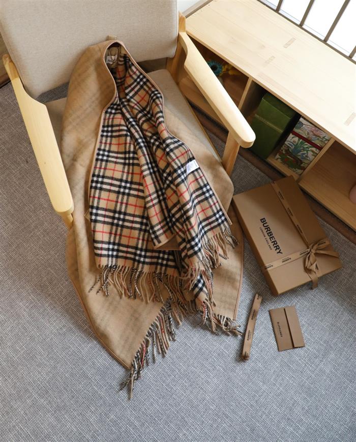 2026116111744560 140